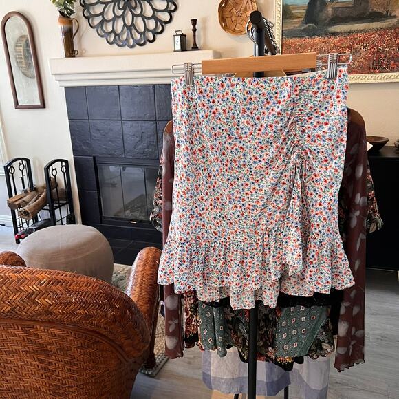 Rails Skirt Womens Size Medium Lara Wild Daisies Floral High Low Ruffle Hem Mini - Picture 16 of 16